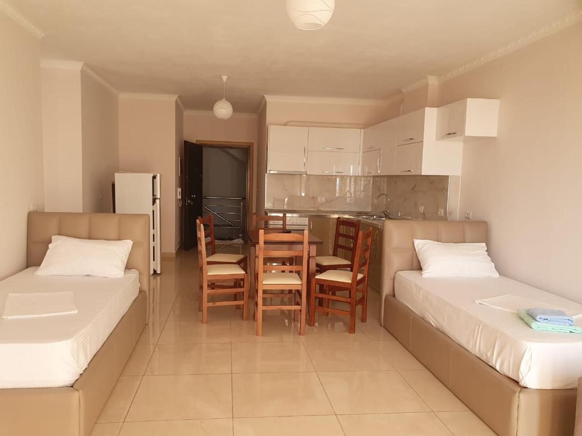 Xhulio Apartments Sarande Luaran gambar