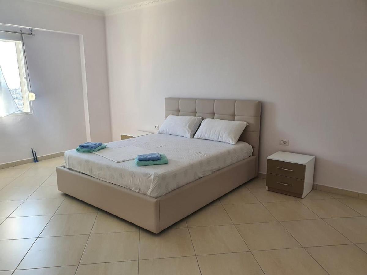 Xhulio Apartments Sarande Luaran gambar