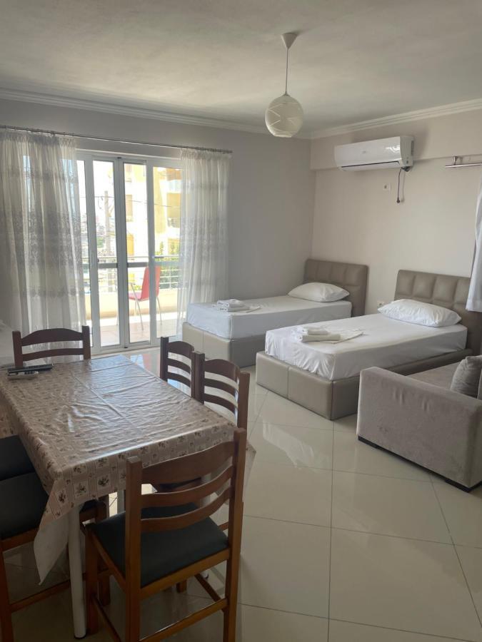 Xhulio Apartments Sarande Luaran gambar