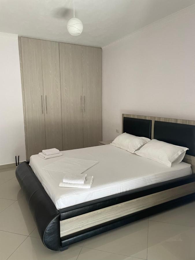 Xhulio Apartments Sarande Luaran gambar