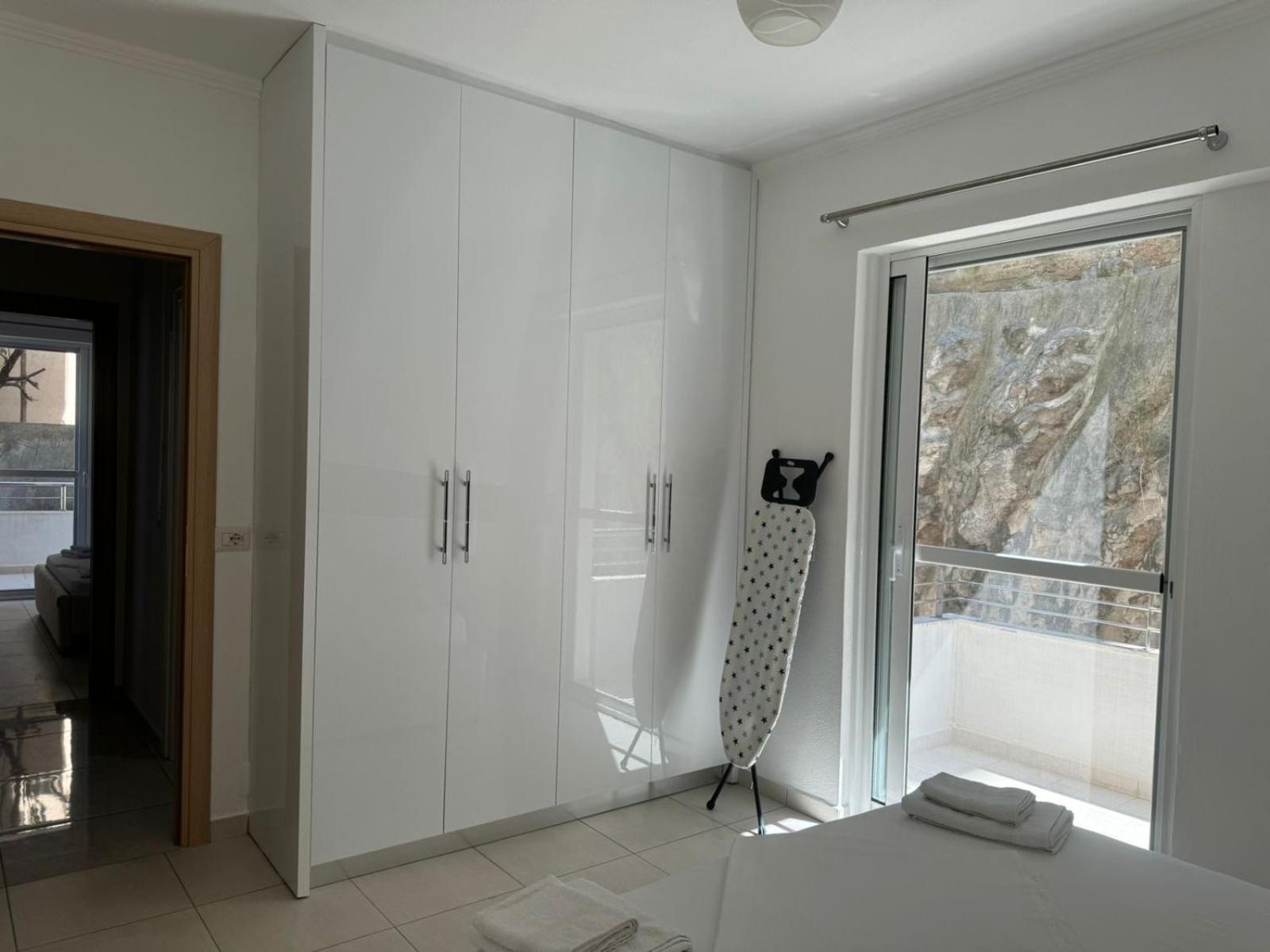 Xhulio Apartments Sarande Luaran gambar
