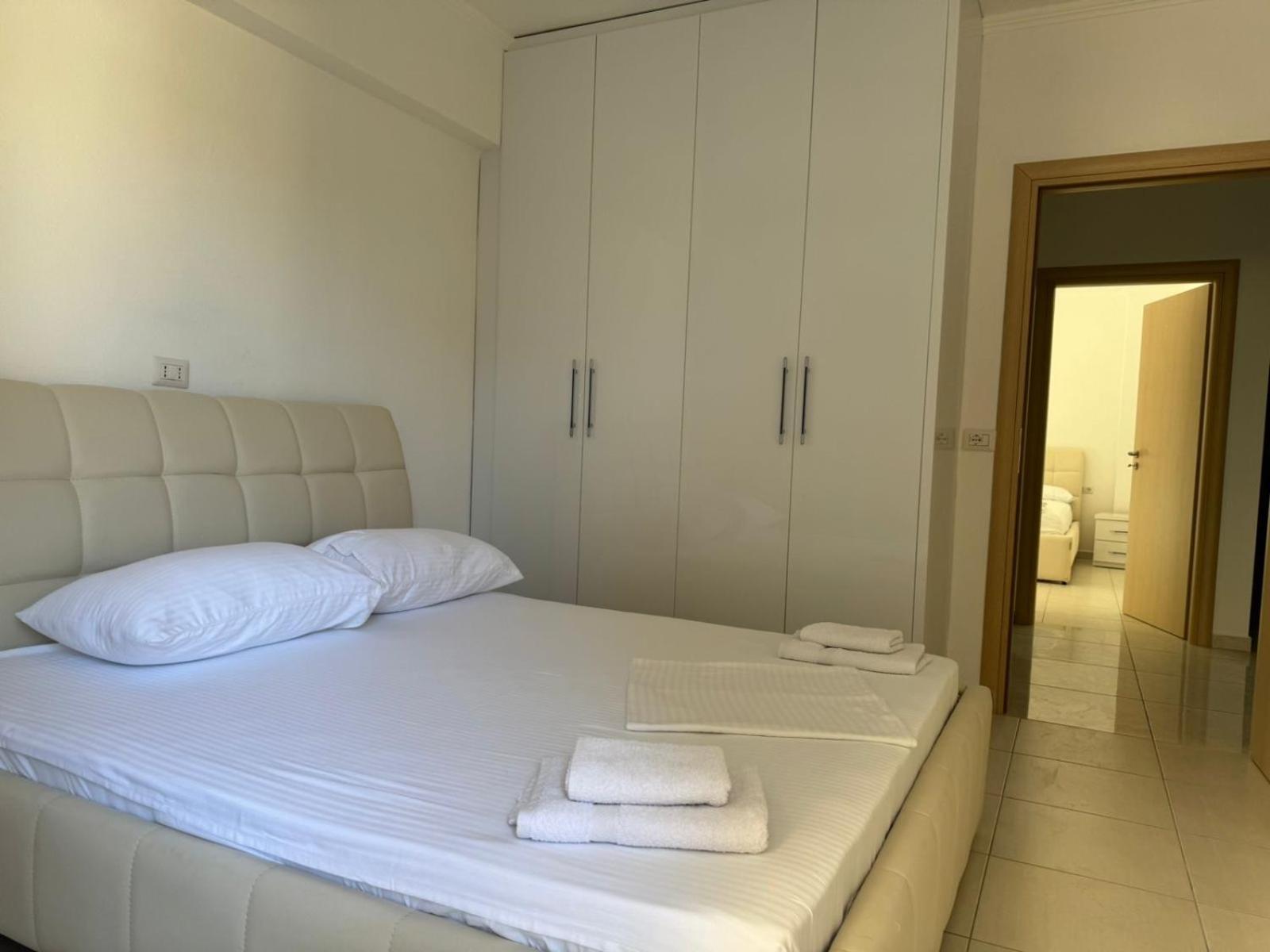 Xhulio Apartments Sarande Luaran gambar