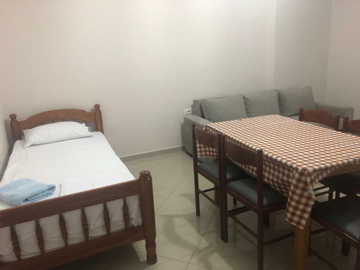Xhulio Apartments Sarande Luaran gambar